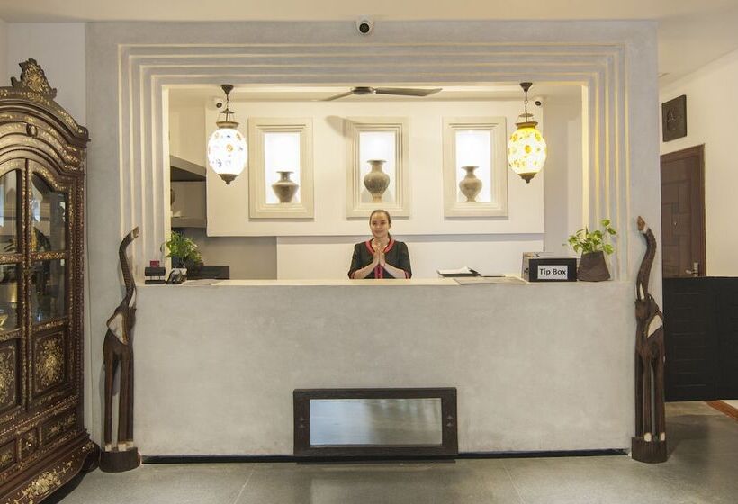 호텔 La Rose Suites