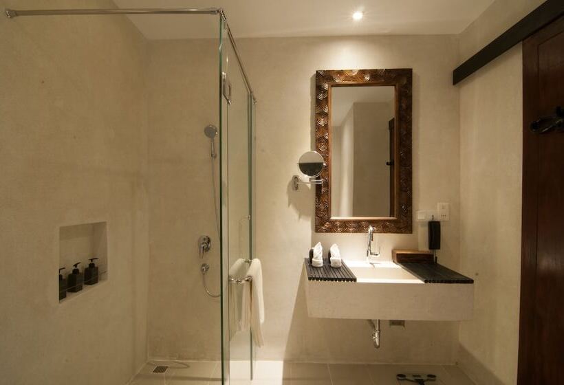 호텔 La Rose Suites