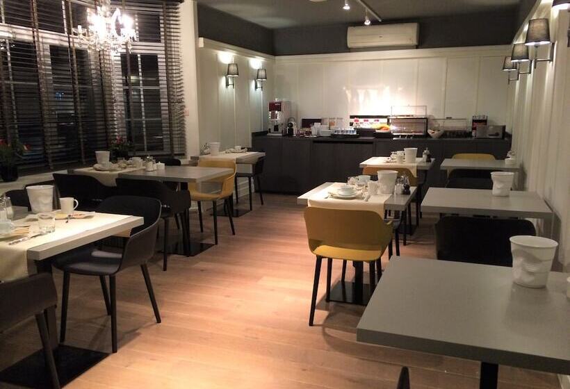 Отель Les Eleveurs