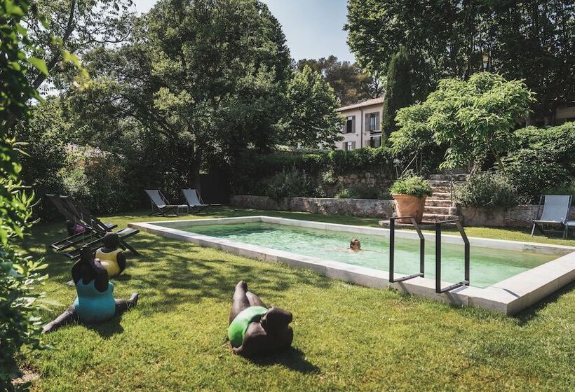 Les Lodges Sainte Victoire Hotel & Spa