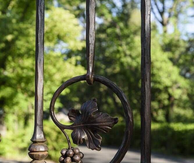 Les Lodges Sainte Victoire Hotel & Spa