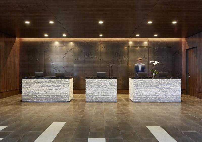 هتل Loews Chicago