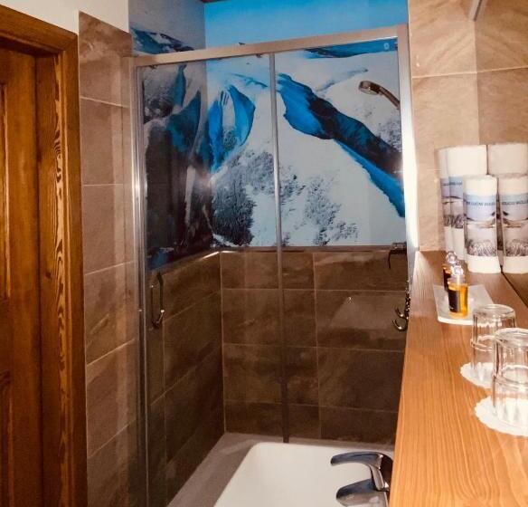 هتل Luční Bouda