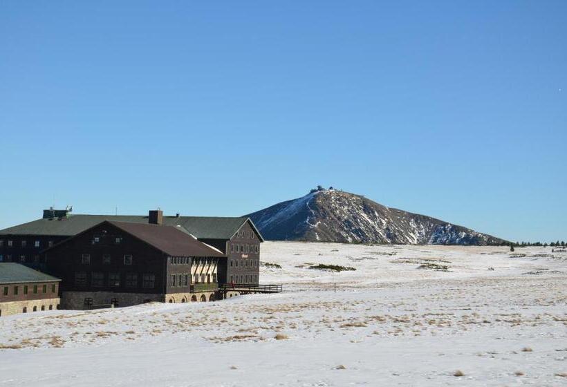 هتل Luční Bouda