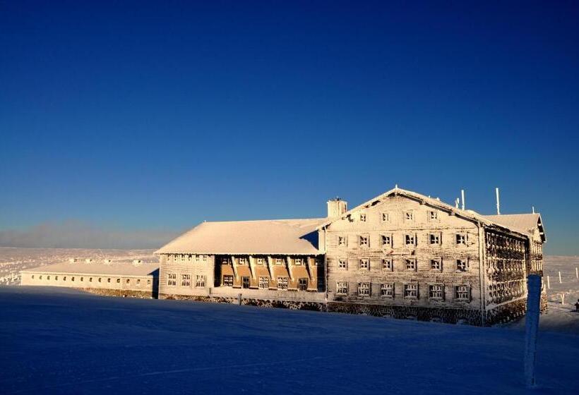 هتل Luční Bouda