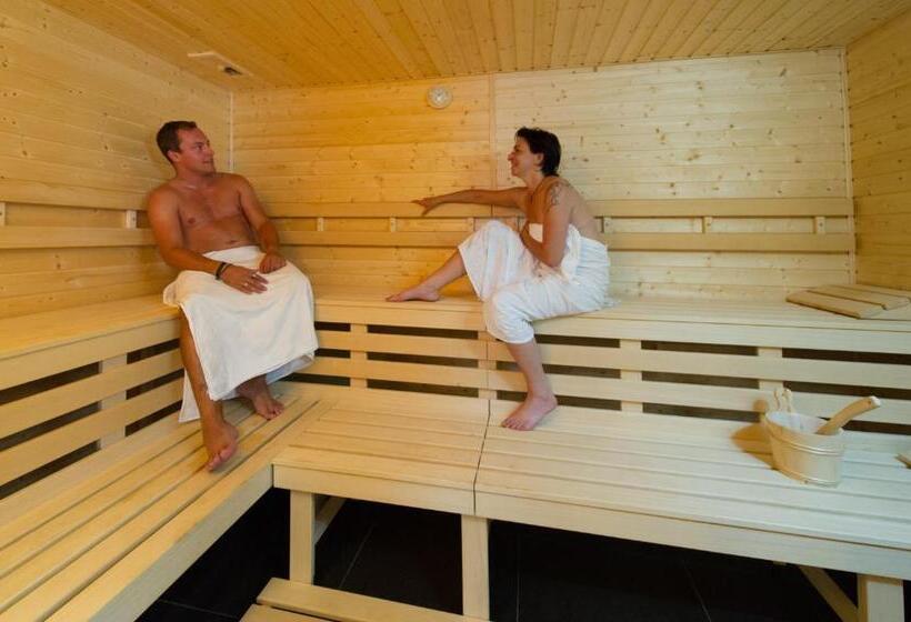 هتل Luční Bouda