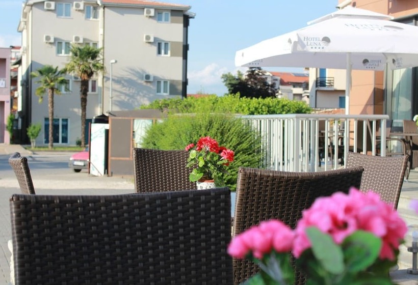 هتل Luna