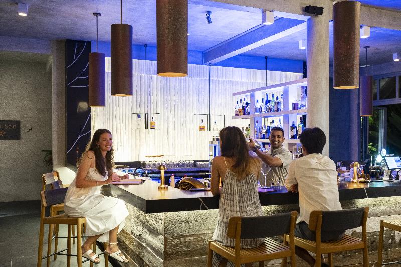 호텔 Maafushivaru Island Resort