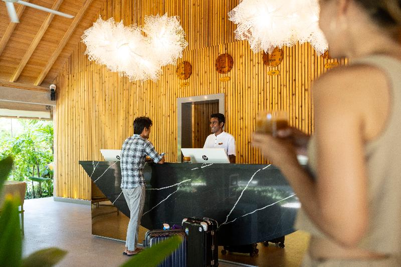호텔 Maafushivaru Island Resort