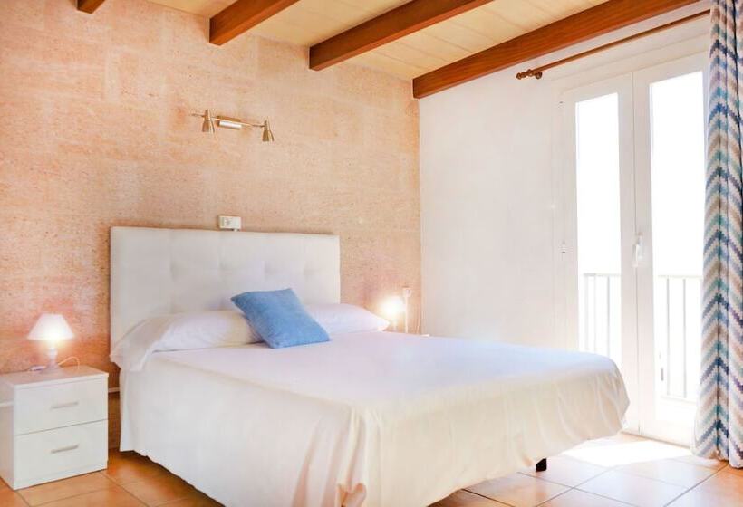 هتل Marblau Hostal