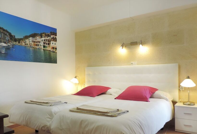 هتل Marblau Hostal