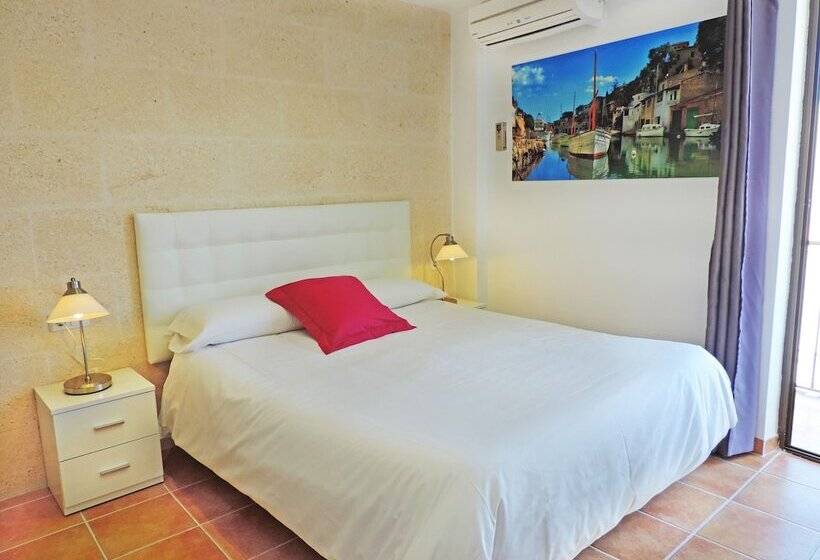 هتل Marblau Hostal