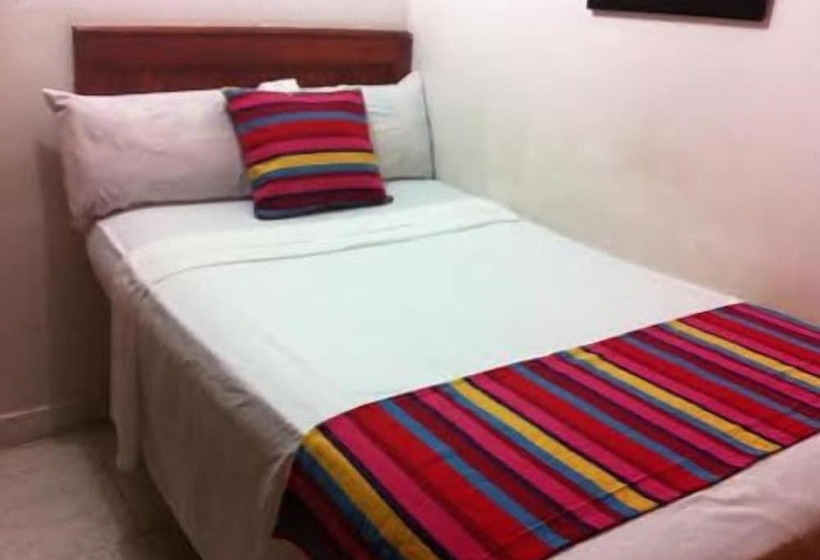 בית מלון כפרי Maroel