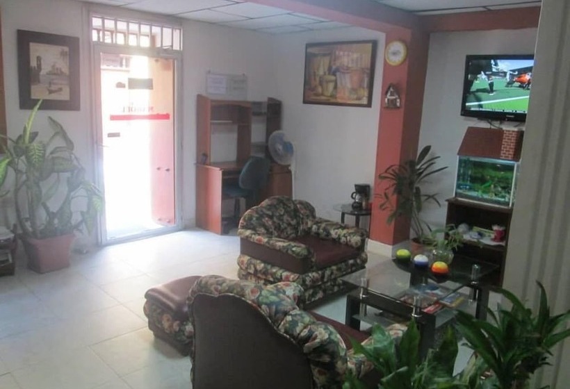 בית מלון כפרי Maroel