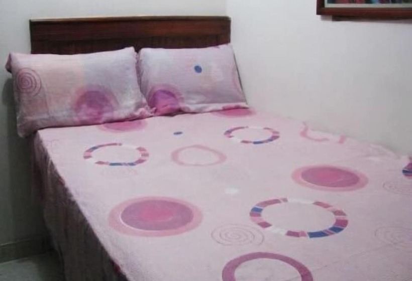 בית מלון כפרי Maroel