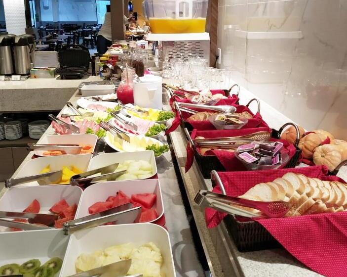 Master Gold Hotel Express