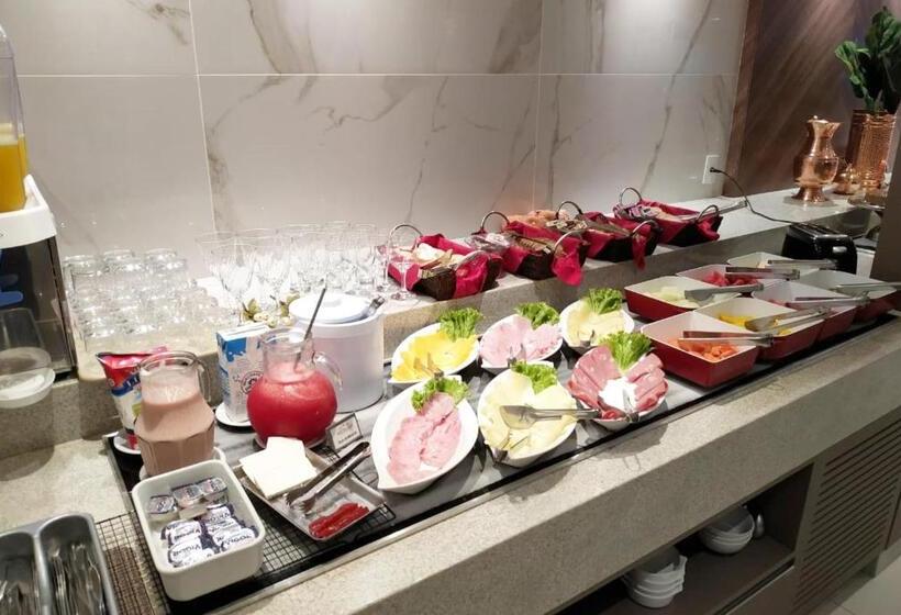 Master Gold Hotel Express