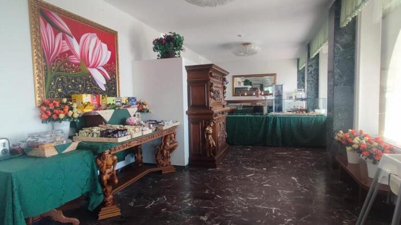 בית מלון כפרי B&b Negresco