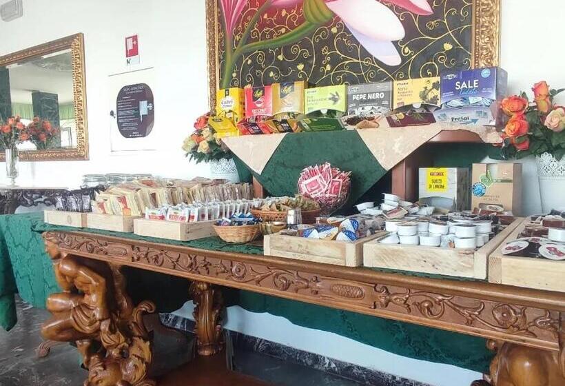 בית מלון כפרי B&b Negresco