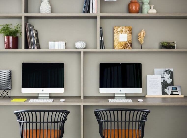 Okko Hotels Grenoble Jardin Hoche