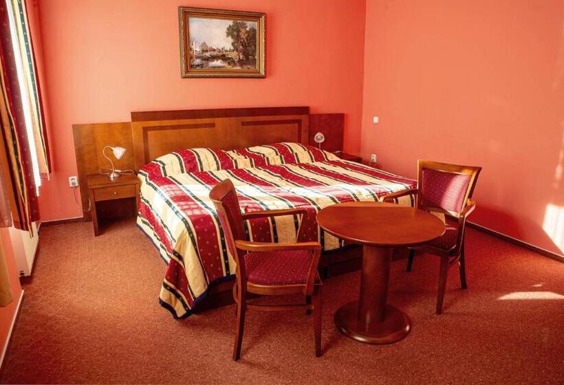 酒店 Olympia česká Lípa