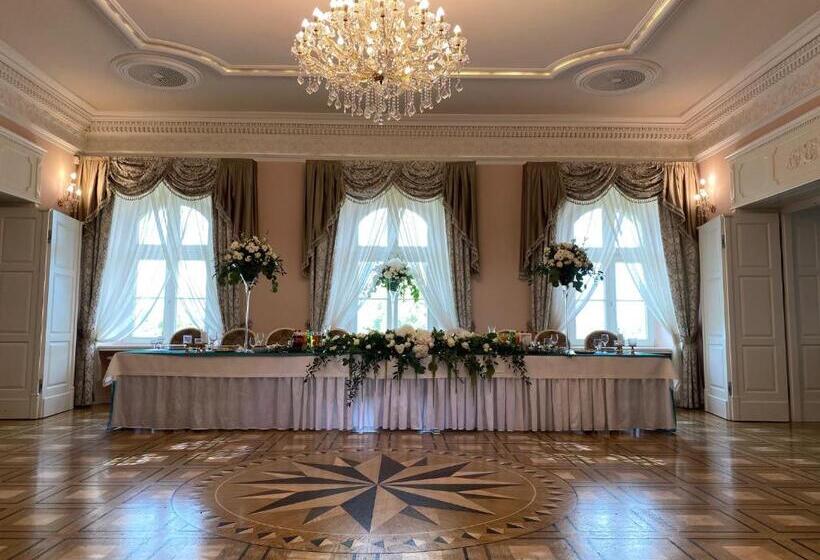 ホテル Pałac Borynia