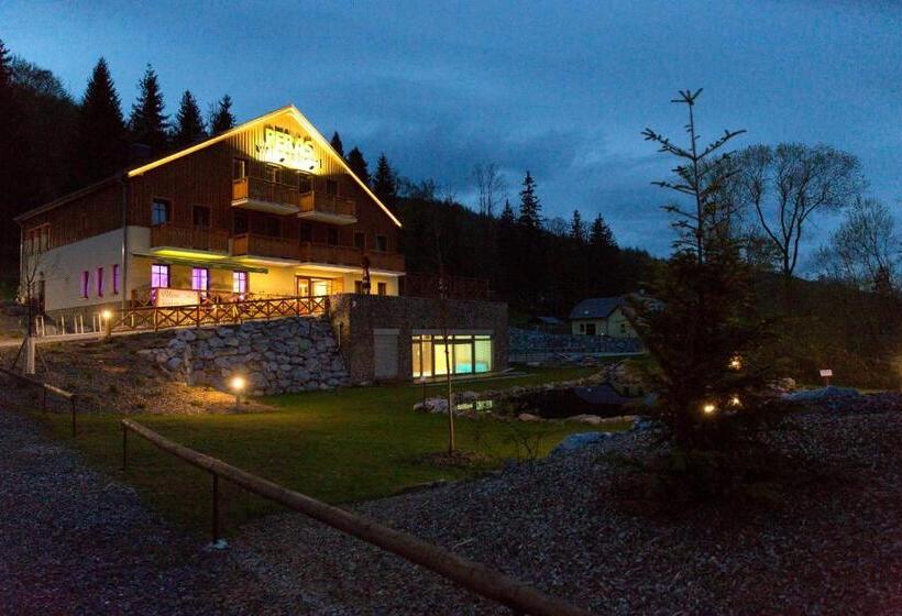 酒店 Peras Wellness