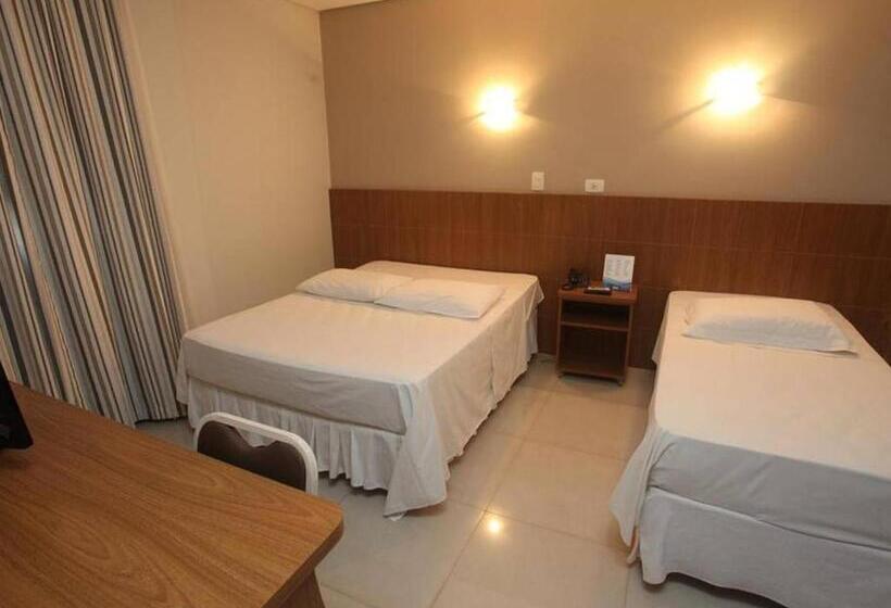 Отель Plaza Cascavel