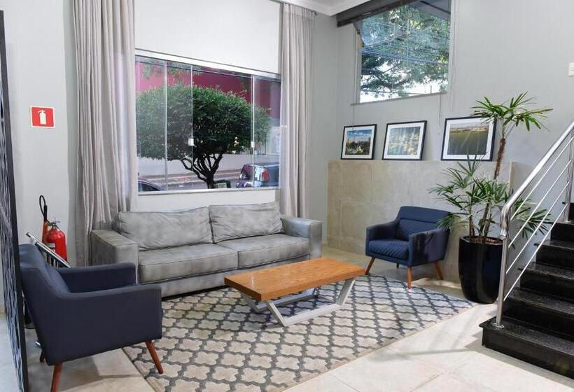 Отель Plaza Cascavel