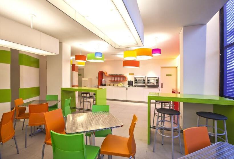 Pop! Hotel Denpasar   Bali