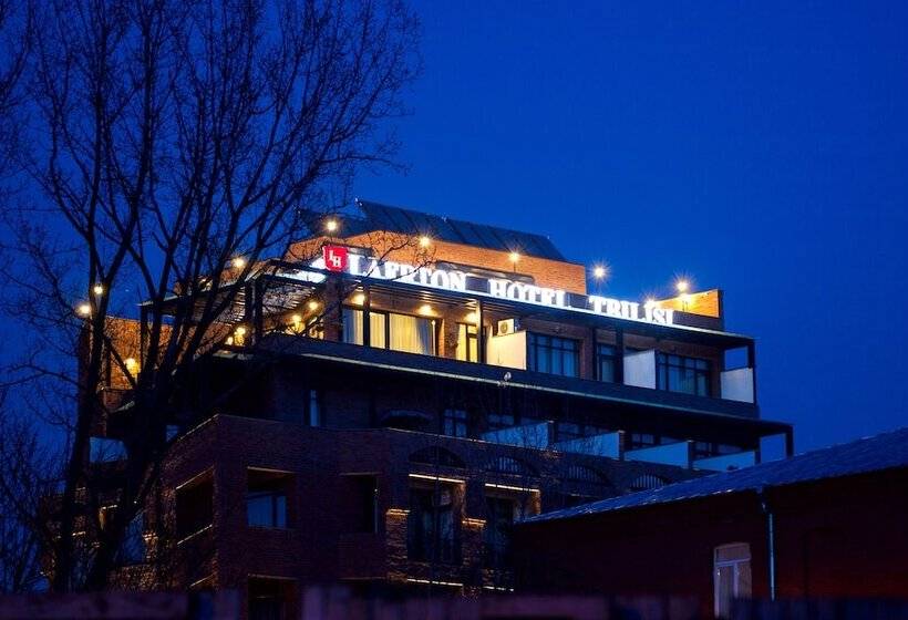 هتل Tbilisi Laerton