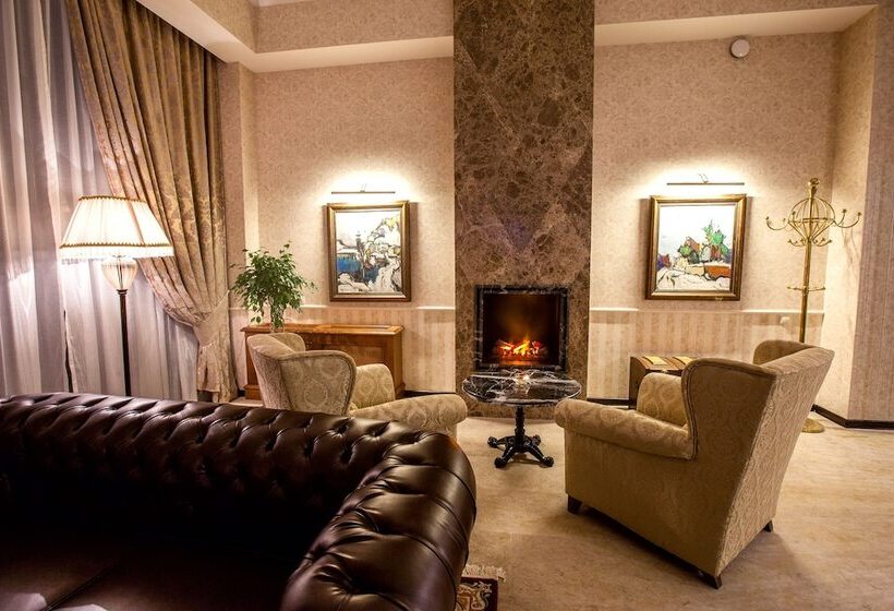 هتل Tbilisi Laerton