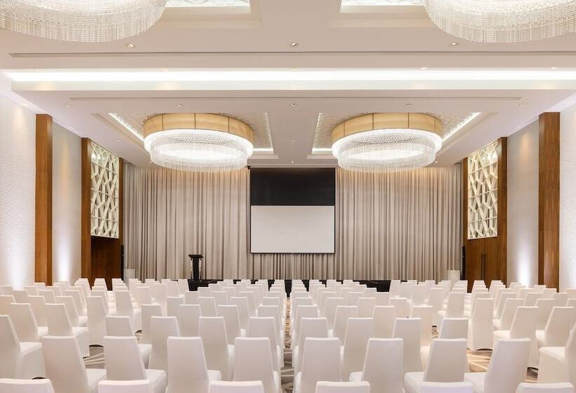 Sheraton Grand Hotel, Dubai