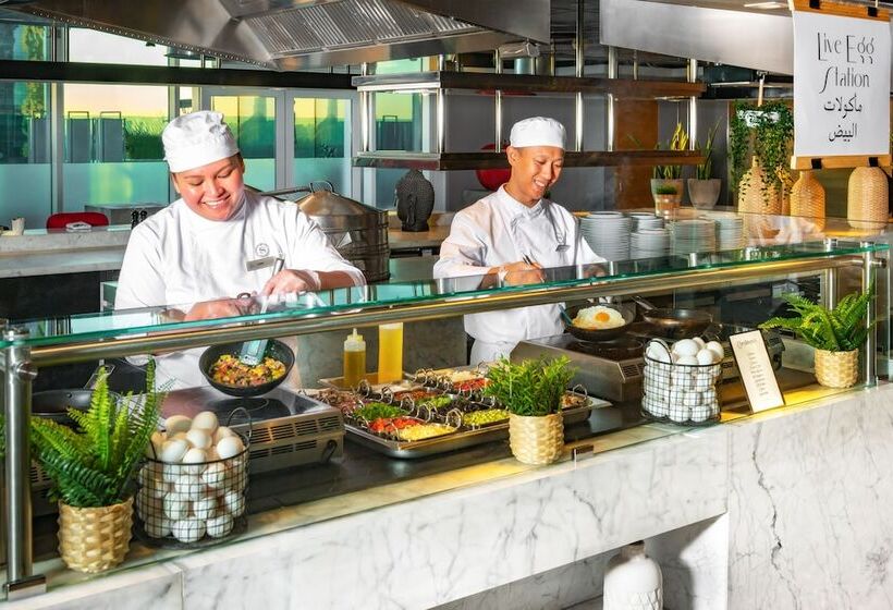 Sheraton Grand Hotel, Dubai