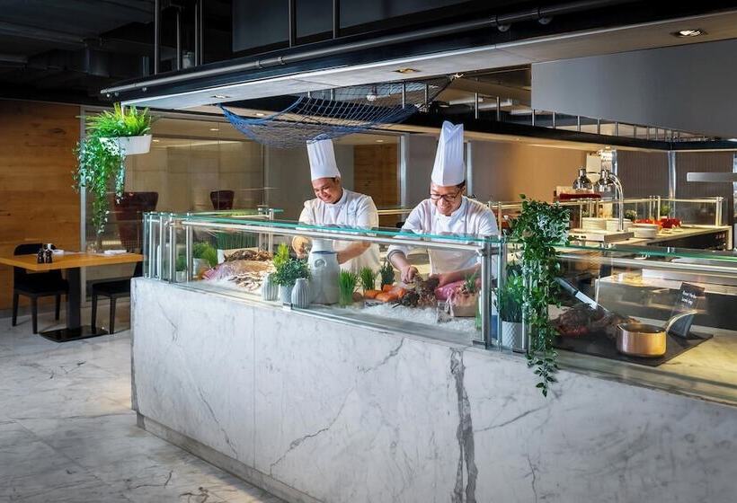 Sheraton Grand Hotel, Dubai