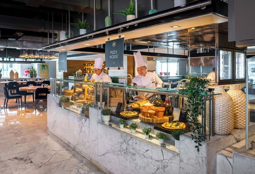 Sheraton Grand Hotel, Dubai