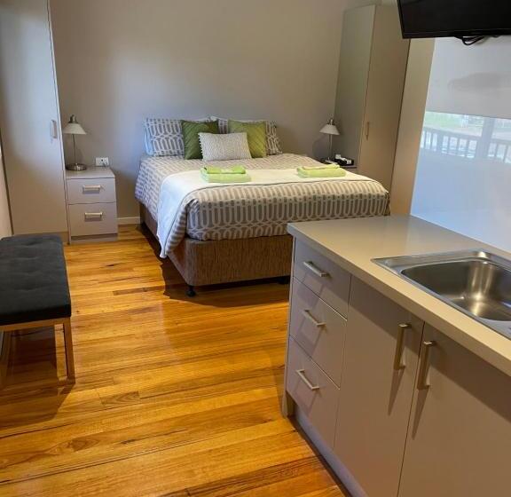 هتل Sinclairs Country Retreat