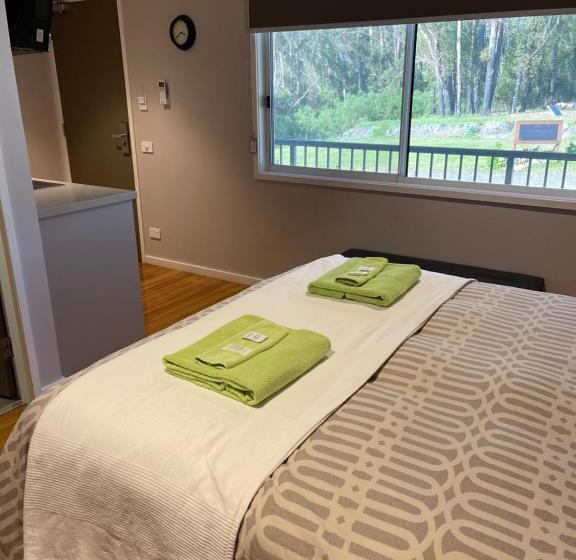 هتل Sinclairs Country Retreat