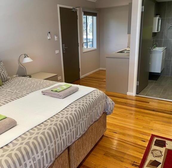 هتل Sinclairs Country Retreat