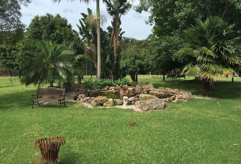 هتل Sinclairs Country Retreat