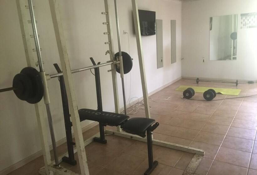 هتل Sinclairs Country Retreat