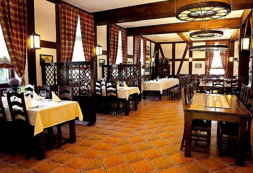 בית מלון כפרי Skarbek