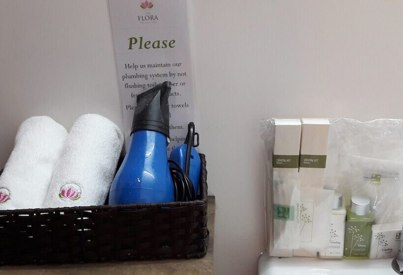 בית מלון כפרי The Flora Boutique