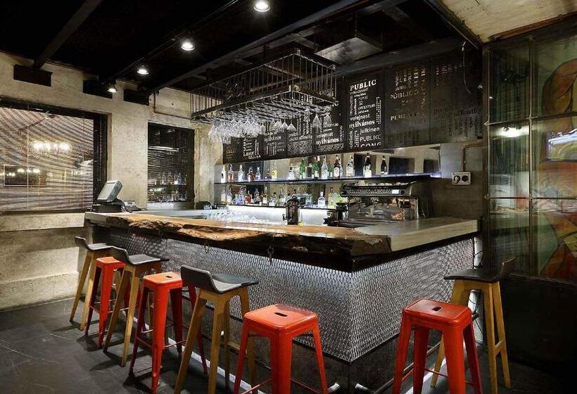 ホテル The Public Special Category