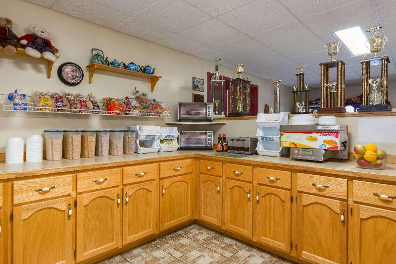 هتل Travelodge By Wyndham Fredericton