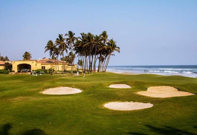 Отель Tres Vidas Acapulco