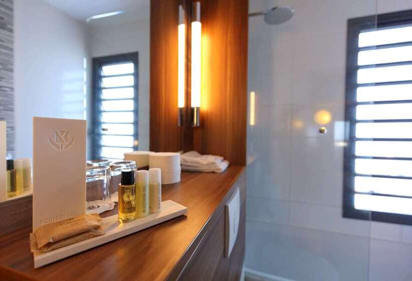 בית מלון כפרי Tulip Inn Sainte Clotilde, La Réunion