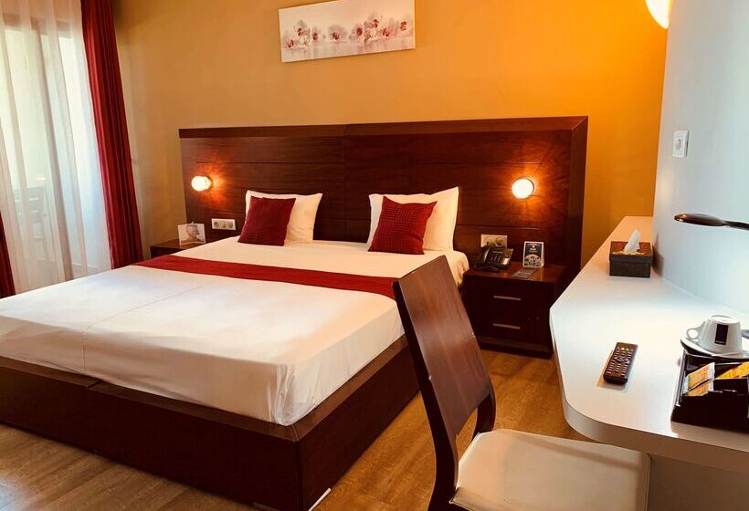 בית מלון כפרי Tulip Inn Sainte Clotilde, La Réunion