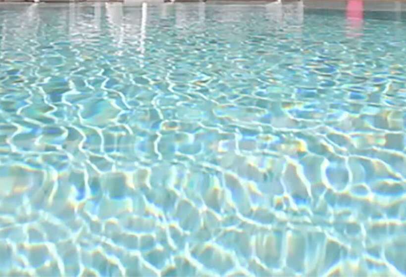 בית מלון כפרי Tulip Inn Sainte Clotilde, La Réunion