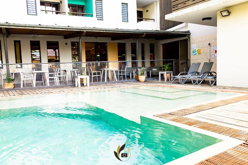 בית מלון כפרי Tulip Inn Sainte Clotilde, La Réunion